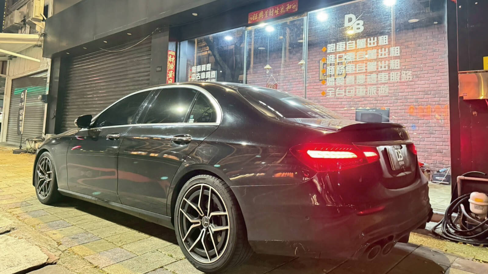 Benz E300圖片